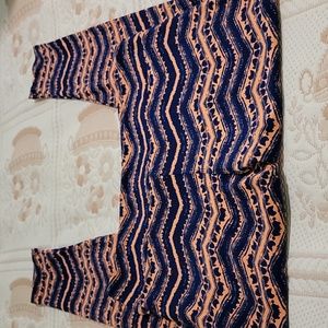 Lularoe Tall and Curvy leggings